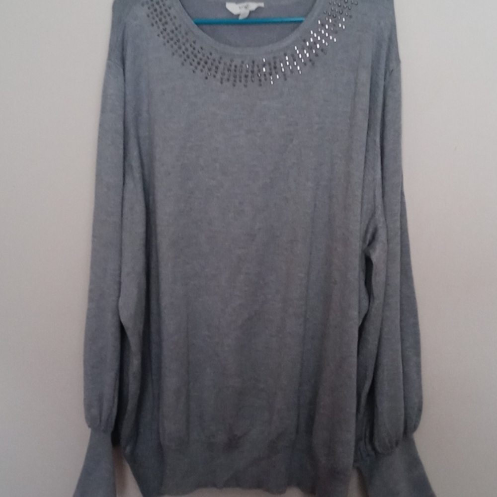 Women long sleeves shirt